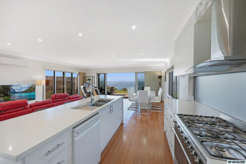 002_Open2view_ID1013418-11A_Seaview_Terrace