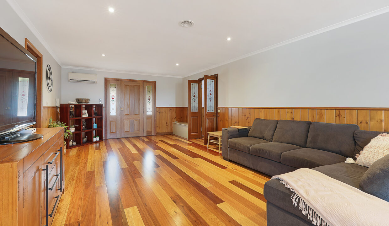007_Open2view_ID1026276-16_Parkers_Road