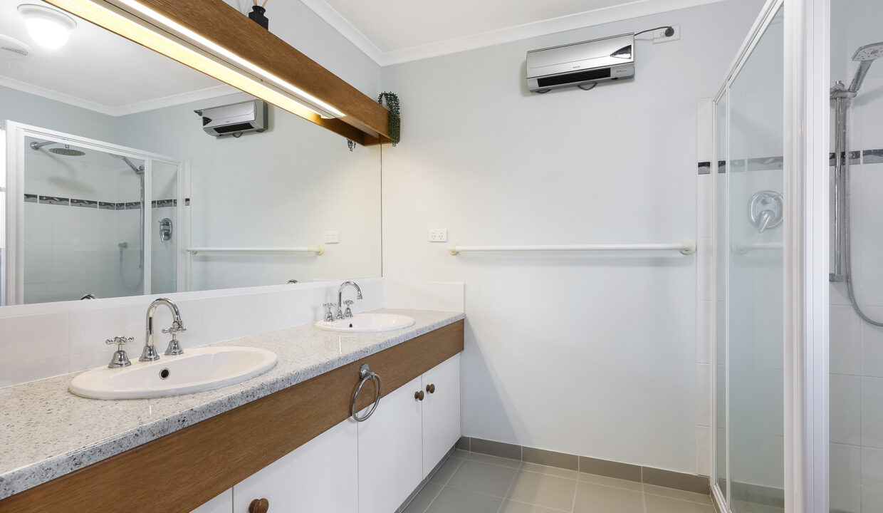 012_Open2view_ID1026276-16_Parkers_Road