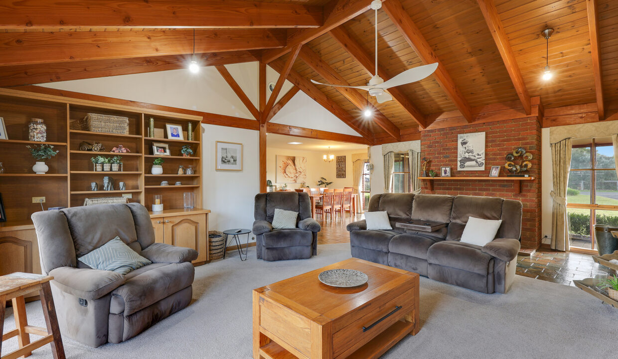 015_Open2view_ID1026276-16_Parkers_Road